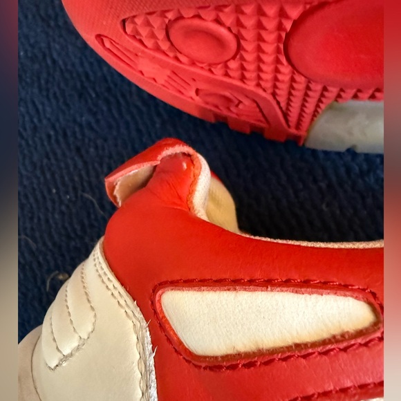 Off-White Out of Office White Red Sneakers - Picture 3 of 11